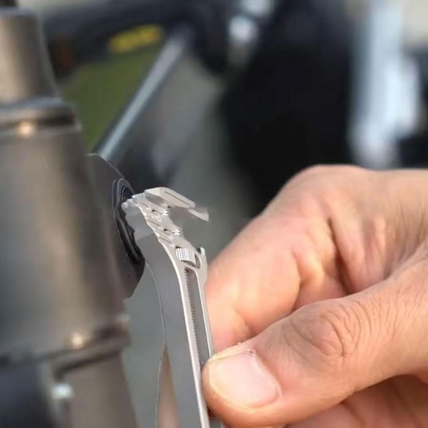 Mini multifunkční klíč - přední pohled