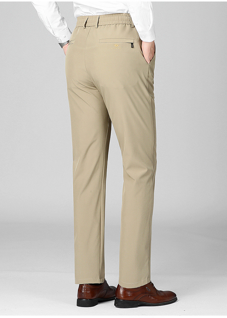 速乾性のある冷感スラックスの生地説明