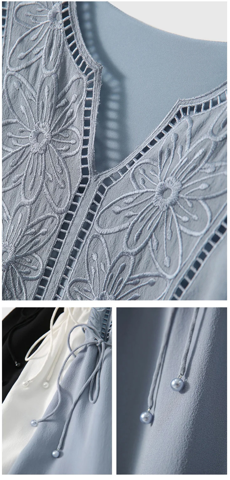 우아한 실크 소재의 여성 원피스