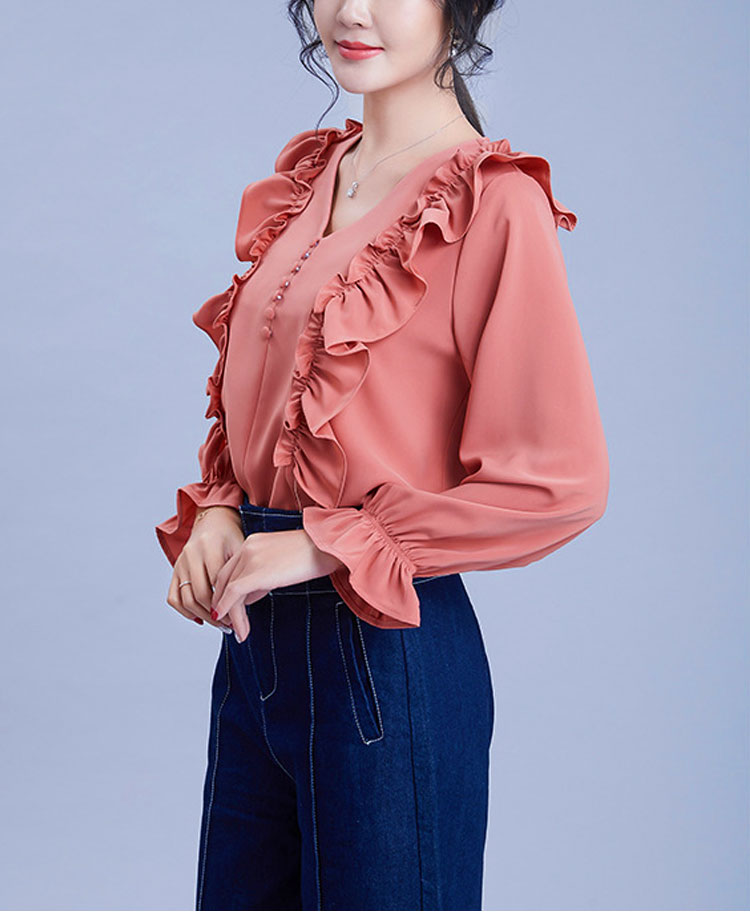 きれいめコーデに合うシフォンブラウス着用例