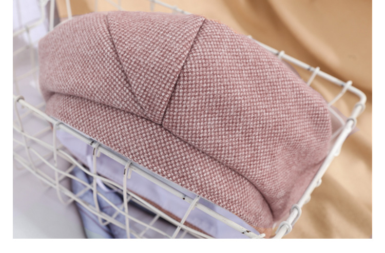 可愛いデザインのレディースベレー帽アップ画像