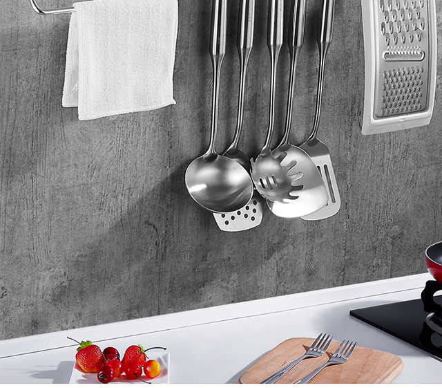 省スペースな壁掛けフックの使用例