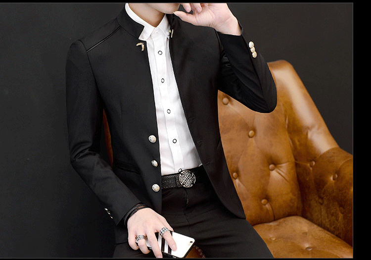 남성용 캐주얼 정장 자켓 근접 촬영