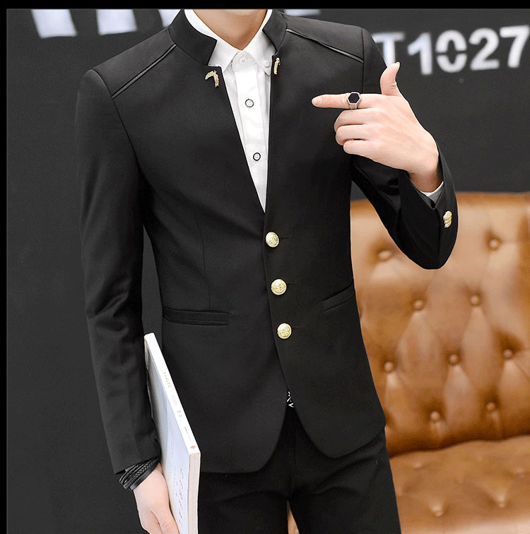 차이나넥 디자인이 돋보이는 남성 정장 자켓