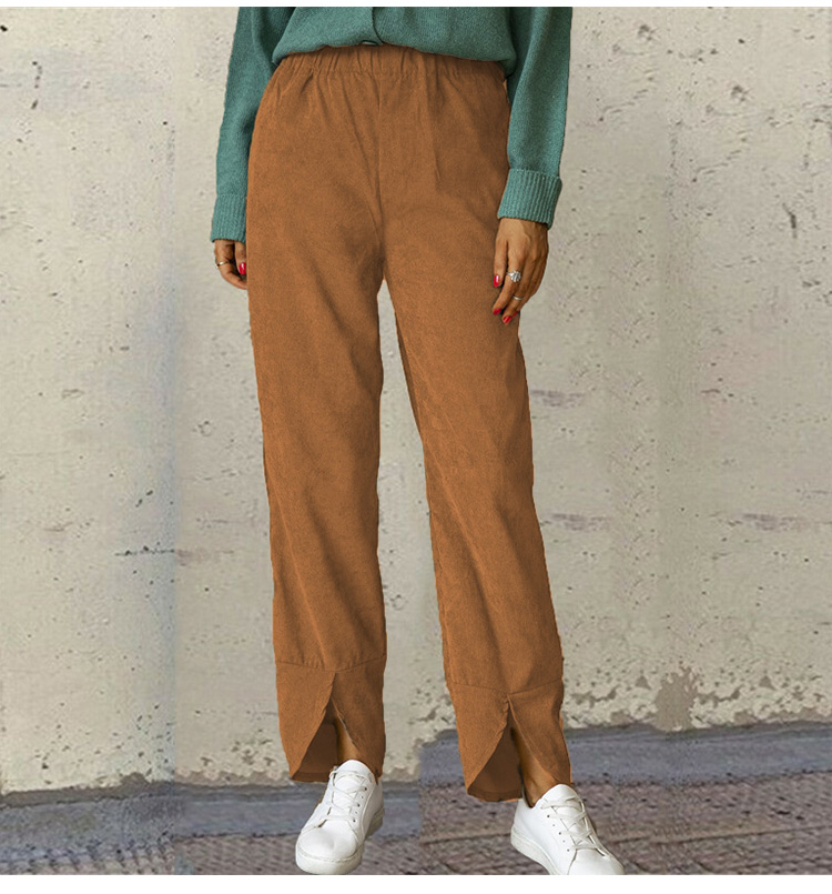 軽やかな素材感が伝わるイージーパンツ生地アップ