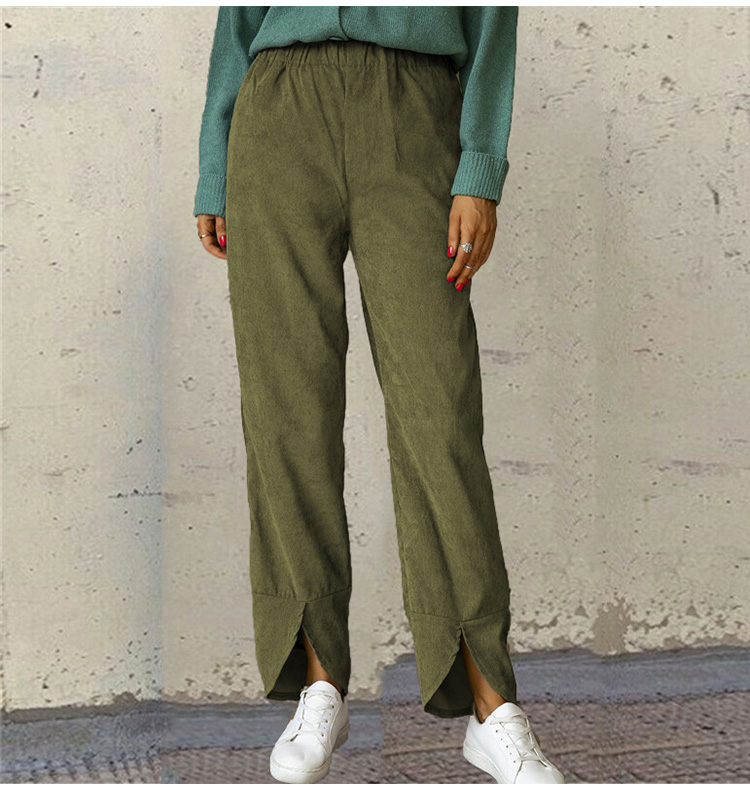 イージーパンツの後ろ姿・美しいシルエット