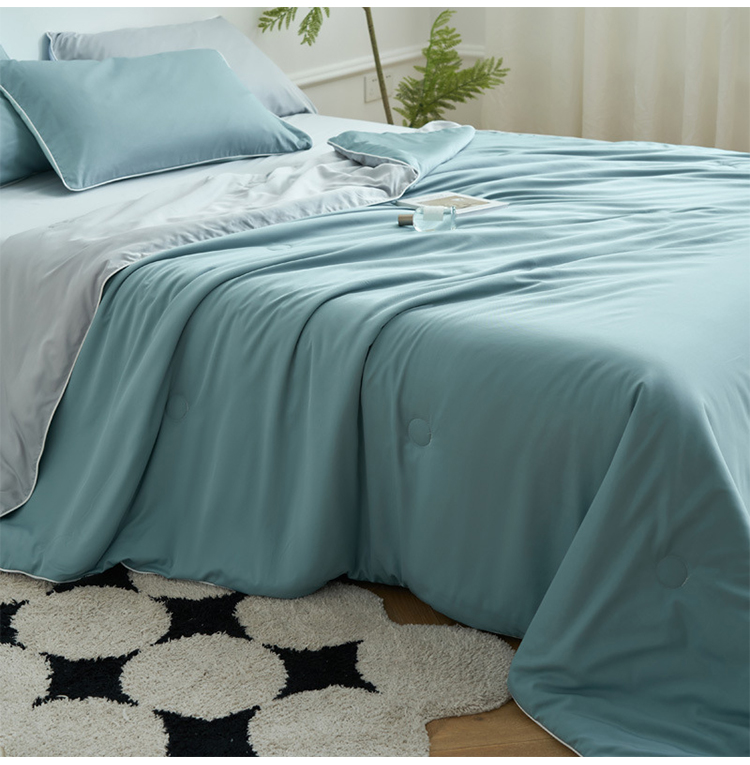 寝室インテリアに調和するシンプルな布団デザイン