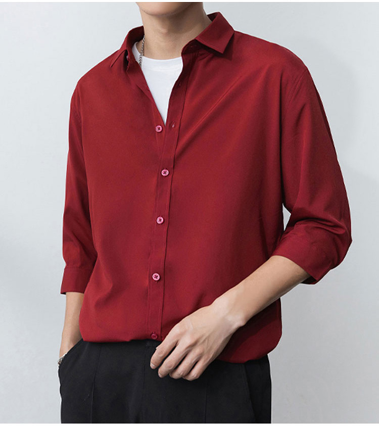 柔らかい肌触りのメンズシルクシャツ生地アップ