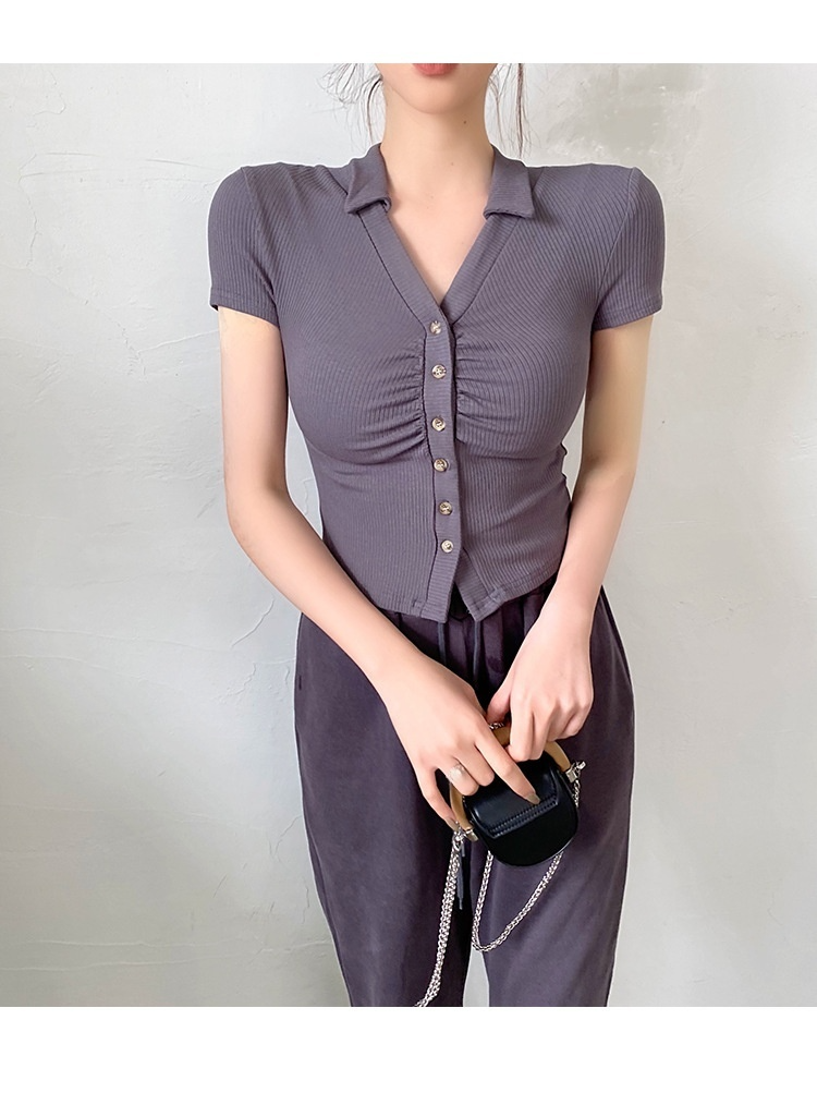 편안한 착용감의 여성 크롭 티셔츠